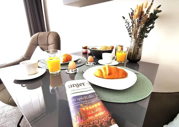 Apartment Hh 04 By Rockchair - Superhost Status - Modernes Mit Sonnigem Balkon & Premium Boxspringbetten In Winterhude - Geheimtipp *