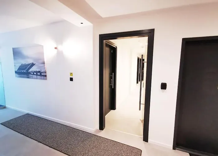 Apartment Hh 04 By Rockchair - Superhost Status - Modernes Mit Sonnigem Balkon & Premium Boxspringbetten In Winterhude - Geheimtipp Hamburg