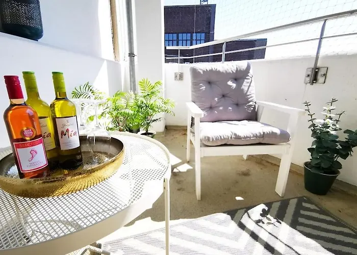 Hh 04 By Rockchair - Superhost Status - Modernes Mit Sonnigem Balkon & Premium Boxspringbetten In Winterhude - Geheimtipp Apartment Hamburg