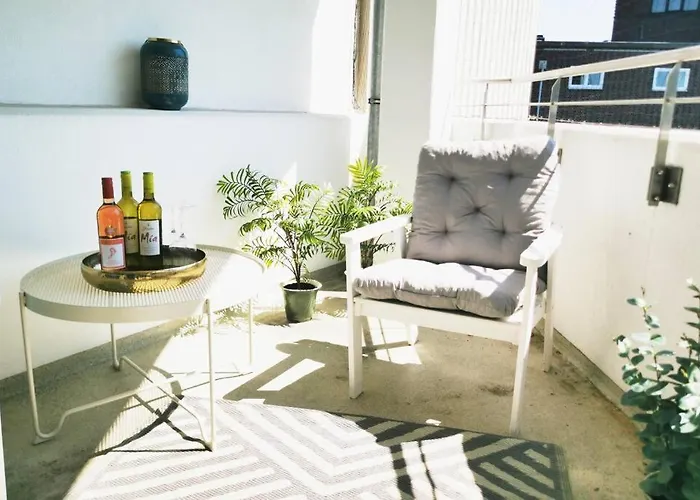 Hh 04 By Rockchair - Superhost Status - Modernes Mit Sonnigem Balkon & Premium Boxspringbetten In Winterhude - Geheimtipp