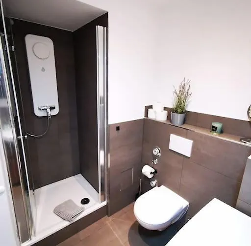 Apartment Hh 04 By Rockchair - Superhost Status - Modernes Mit Sonnigem Balkon & Premium Boxspringbetten In Winterhude - Geheimtipp *