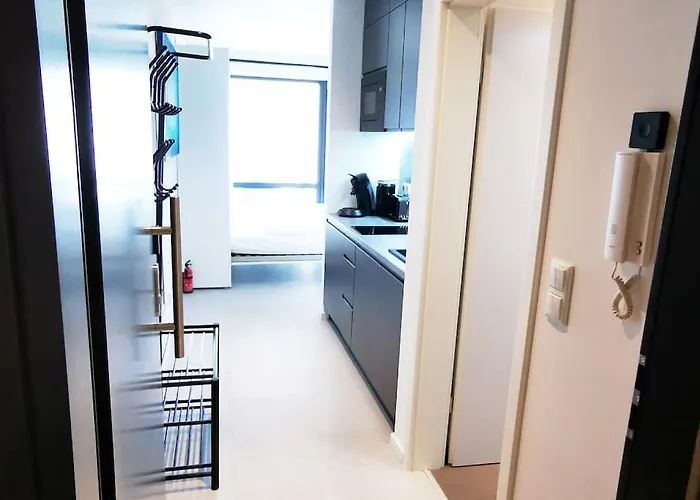 Hh 04 By Rockchair - Superhost Status - Modernes Mit Sonnigem Balkon & Premium Boxspringbetten In Winterhude - Geheimtipp Hamburg